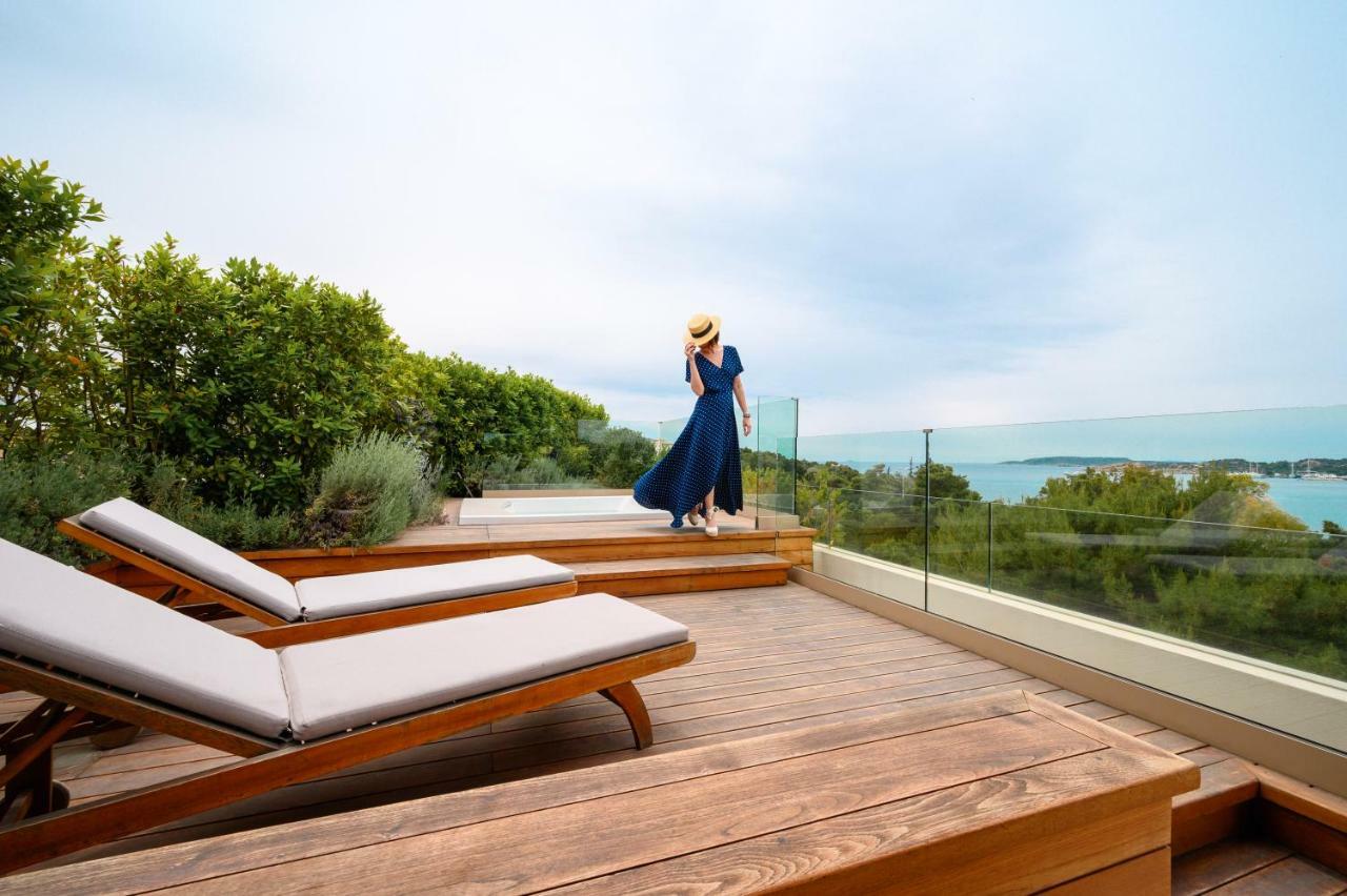 Somewhere Vouliagmeni Atenas Exterior foto